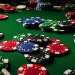 how much bankroll to play poker for a living